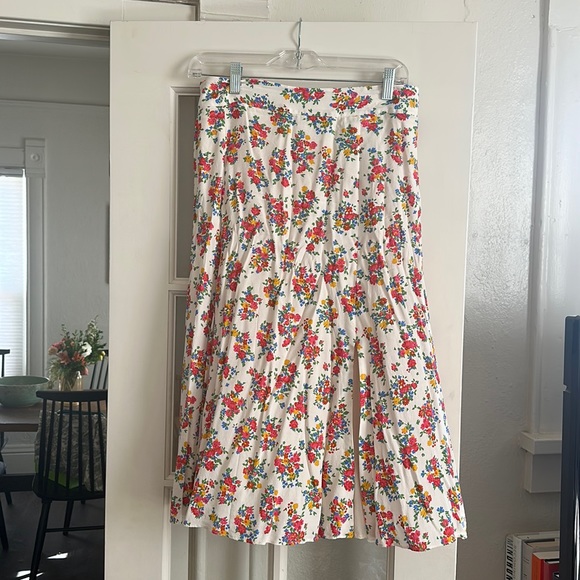 Sézane Skirt - Picture 2 of 3